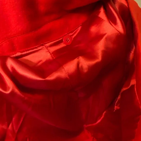 Junior’s Maralyn and Me brand Red Coat - Picture 9 of 16